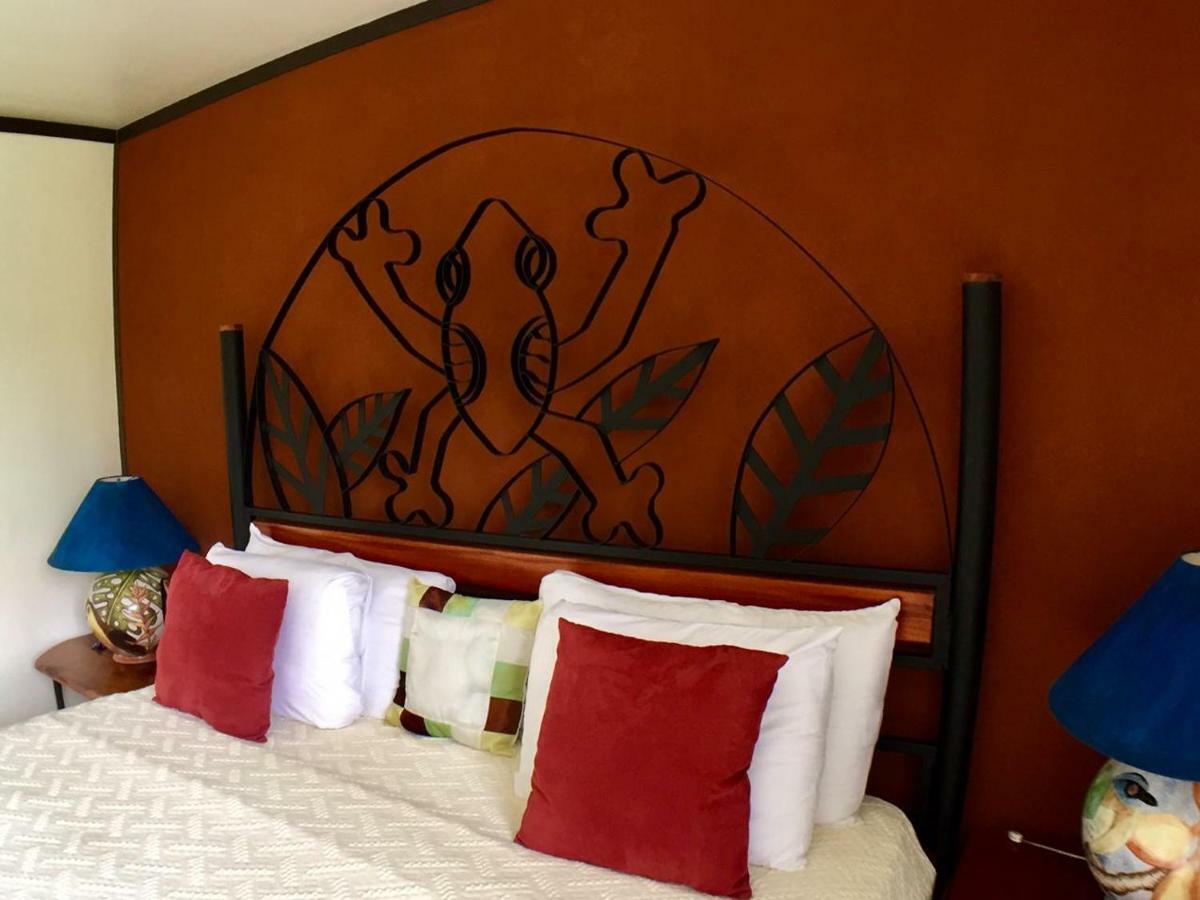 Lucky Bug Bed And Breakfast Nuevo Arenal Exterior foto